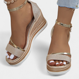 Corinne Orthopedic Wedge Platform Σανδάλια με γυαλιστερό φινίρισμα