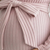 Gloria - Ribbed Maternity Τοπ με Δέσιμο στη Μέση (Tie-Waist Ribbed Maternity Top)  ---  **Θα θέλατε να μεταφράσω και την περιγραφή του προϊόντος ή να προσθέσω λέξεις-κλειδιά για SEO;**